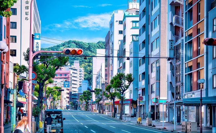 神戸元町のある朝の風景

ーーーーーーーーーーーー

ご覧頂きありがとうございます
気軽にフォローして貰えると嬉しいです！

Thank you for watching.
If you like it, please follow me.

▷ @takumapictures 

ーーーーーーーーーーーーーー

LOCATION：元町
CAMERA ：SONY a7Ⅳ
LENS：SONY FE24-70mm F2.8GM
FE：50mm
ISO：50
F値：F2.8
SS：1/500

撮影のご依頼はDMから宜しくお願い致します

神戸写真家サークルメンバー
神戸写真家サークルで一緒に写真を撮りにいきませんか！？
只今メンバー募集中
▷ @kobephotographercircle 

#takumapictures 
#タクマピクチャーズ 
#sonya7iv 
#神戸観光 
#元町 
#神戸写真家サークル 
#風景写真 
#写真好きな人と繋がりたい 
#カメラ好きな人と繋がりたい 
#カメラ垢フォロバします 
#写真垢フォロバします 
#アニメのワンシーンのように 
#カメラ男子 
#カメラ女子 
#写真で伝えたい私の世界 
#ファインダー越しの私の世界 
#ファインダー越しの世界 
#キリトリセカイ 
#landscape #landscapephotography #japan #japantravel #sel2470gm #swarovski #sonyfe2470gm #alpha_newgeneration