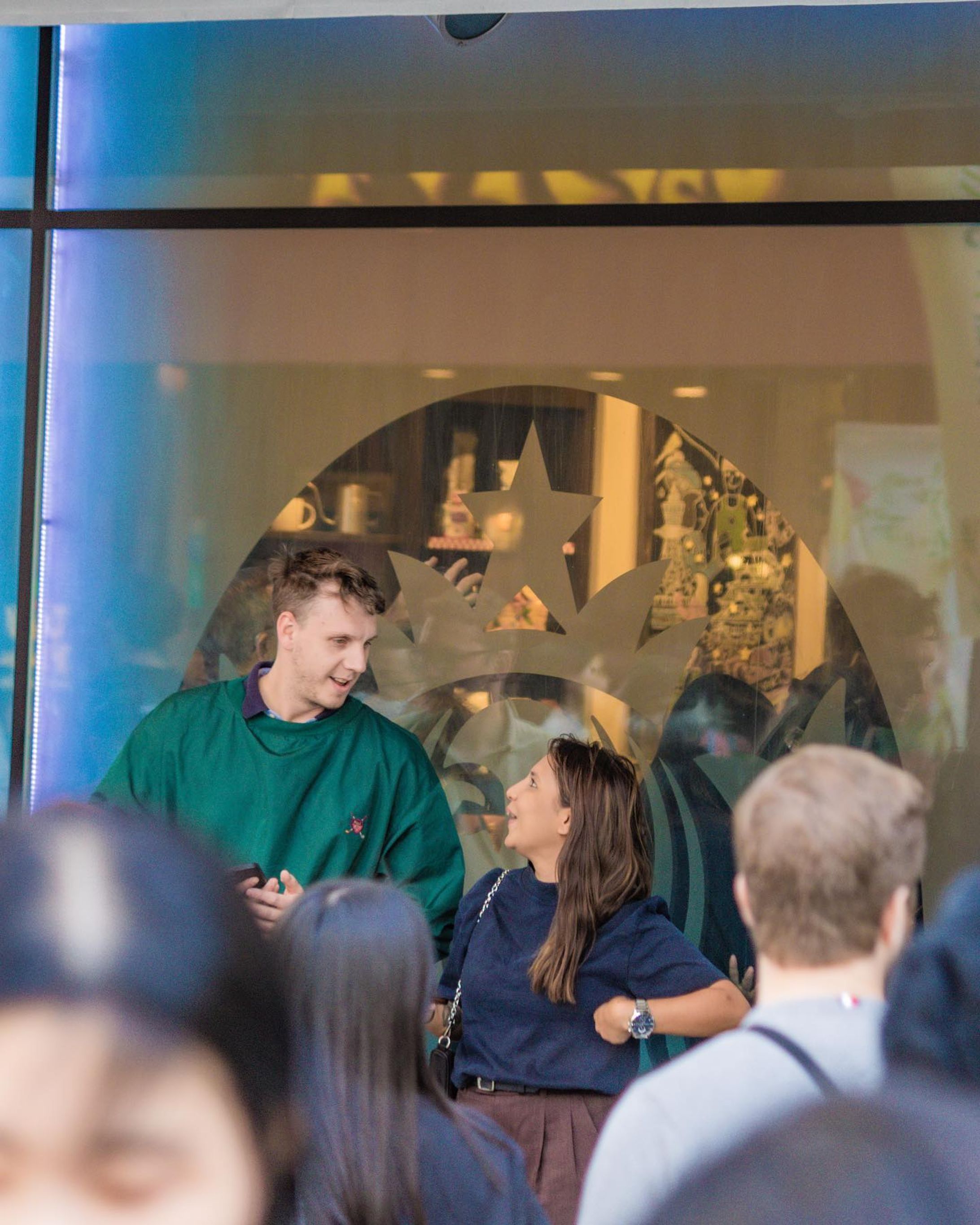 .
今日も1日お疲れ様でした🫐
これからお仕事の方、お仕事中の方はほどほどに🔥
.
.
(at. #道頓堀 )
.

#streetsnap #japan_daytime_view
#streetphotography #streetshootjapan #urbanandstreet #streetclassics #streetactivity #street_photo_daily
#street_incity #streetview #streetleaks #streetlife #streetartjaponism #best_moments_street #japancityblues 
#路地裏 #スナップ写真
#ファインダー越しの私の世界 #写真好きな人と繋がりたい
#大阪 #大阪観光 #osakajapan  #osakatrip-1