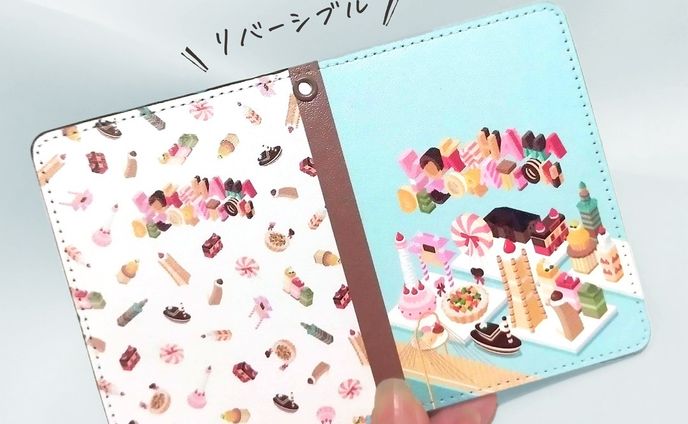 ハマDecoシリーズの新作(試作)
二つ折りパスケース！
裏表で柄が違うリバーシブルデザイン！
中は定期入れとカード入れが2つ付いててこれがとてもいい仕事してくれるんですね～🤗
自分はベイスターズファンクラブの会員証とかチケット溜めこんだりしてましたｗ
需要がありそうだったら量産検討しよっと♪.
.
#横浜 #yokohama #ヨコハマ #みなとみらい #定期入れ #定期ケース #パスケース #カードケース #グッズ #スイーツ #イラスト #illustration #絵 #お絵描き #picture #デザイン #design #アート #art #アイソメトリック #アイソメトリックイラスト #クリエイター #イラストレーター #デザイナー #グラフィックデザイナー #イラストレーター #イラストレーターさんと繋がりたい