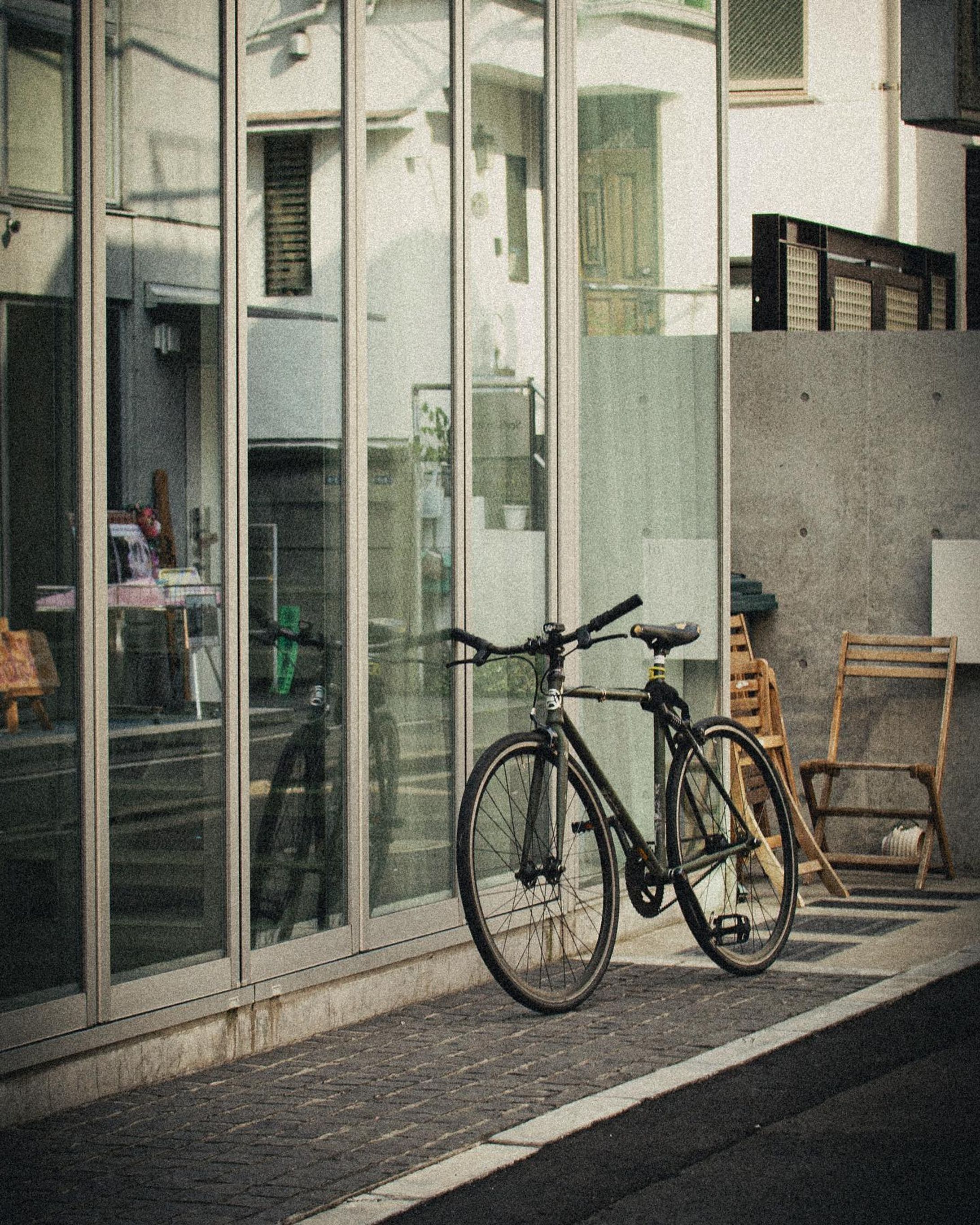 自転車
Bicycle

-----------------------------------------
location:Harajuku_Tokyo
-----------------------------------------
camera:Nikon D3200📸

#photography 
#snapshots 
#photo_japan 
#photoftheday 
#street_photography 
#gosnapshot 
#photo_collective 
#tokyo 
#harajukustyle 
#harajuku 
#bicycle 
#bicycletrip 
#film 
#filmedit 
#lightroom 
#nikon 
#nikond3200 
#写真
#写真好きな人と繋がりたい 
#東京
#原宿
#自転車 
#自転車置き場 
#都会の風景 
#フィルム風 
#スナップ写真 
#フィルム写真 
#写真加工 
#ファインダー越しのわたしの世界-1