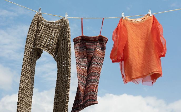 SUMMER HAS COMING.
━━━━━━━━━━━━━━━━
夏は目の前！今チェックしておくべき今年の夏のマストアイテム。

今年の夏は旅行やフェスなどのお出かけがいよいよ解禁！そんな心躍る夏に向けて今買っておくべき夏アイテムをピックアップ。夏といえばコレ！な定番アイテムから今季のトレンドまでカテゴリー別に厳選。夏のワクワクするイベントを想像しながら服を選んでみて♡

気になるアイテムは画像をタップまたは
プロフィールのサイトURLをクリック✔
━━━━━━━━━━━━━━━━
#SHELTTERWEBSTORE #SWS
#MOUSSY 
#2023ss #summer2023