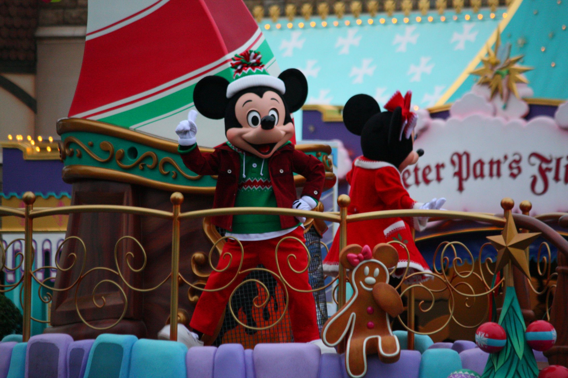 Tokyo Disneyland winter parade 2016-1