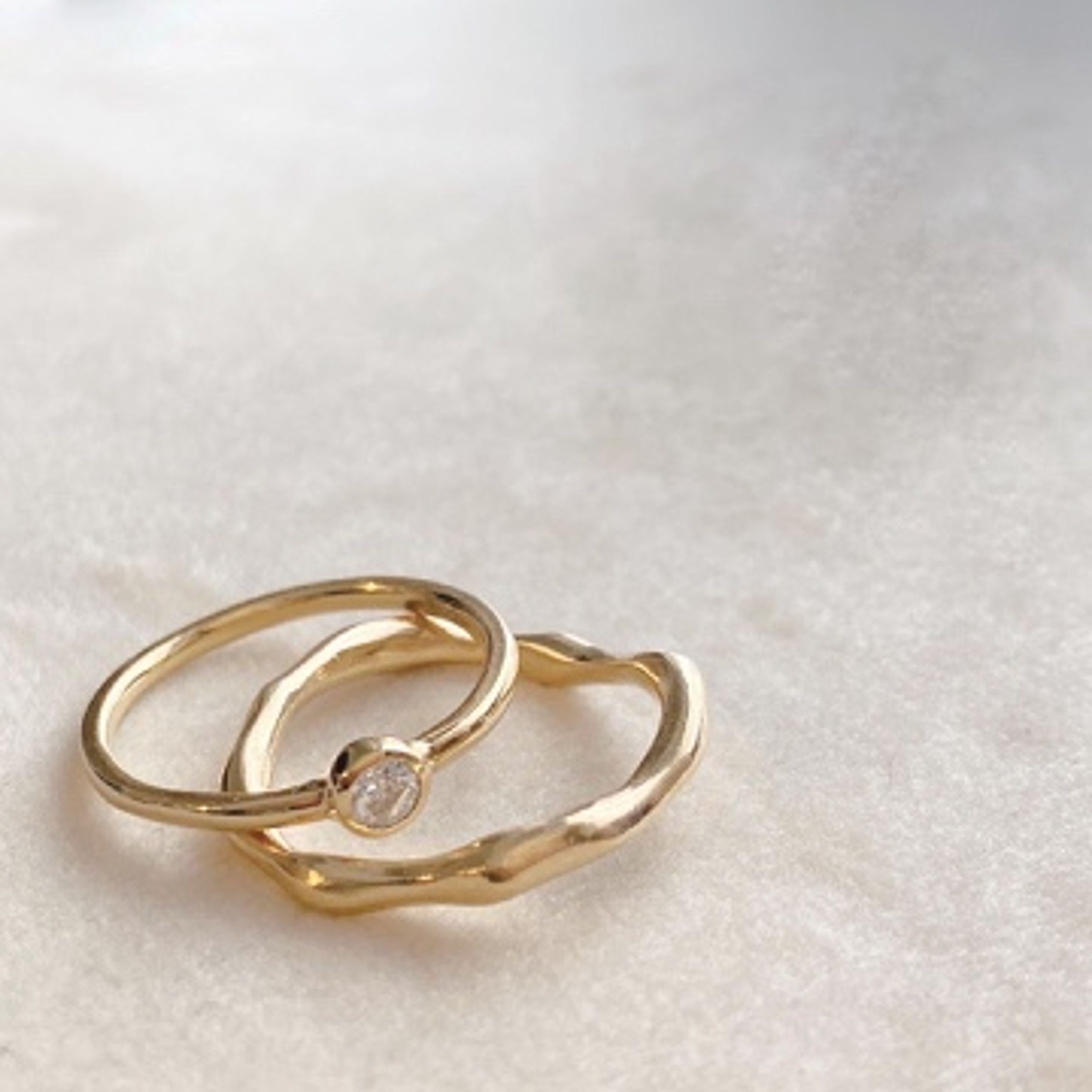 ESTHER K18ダイヤリングと歪リング-1