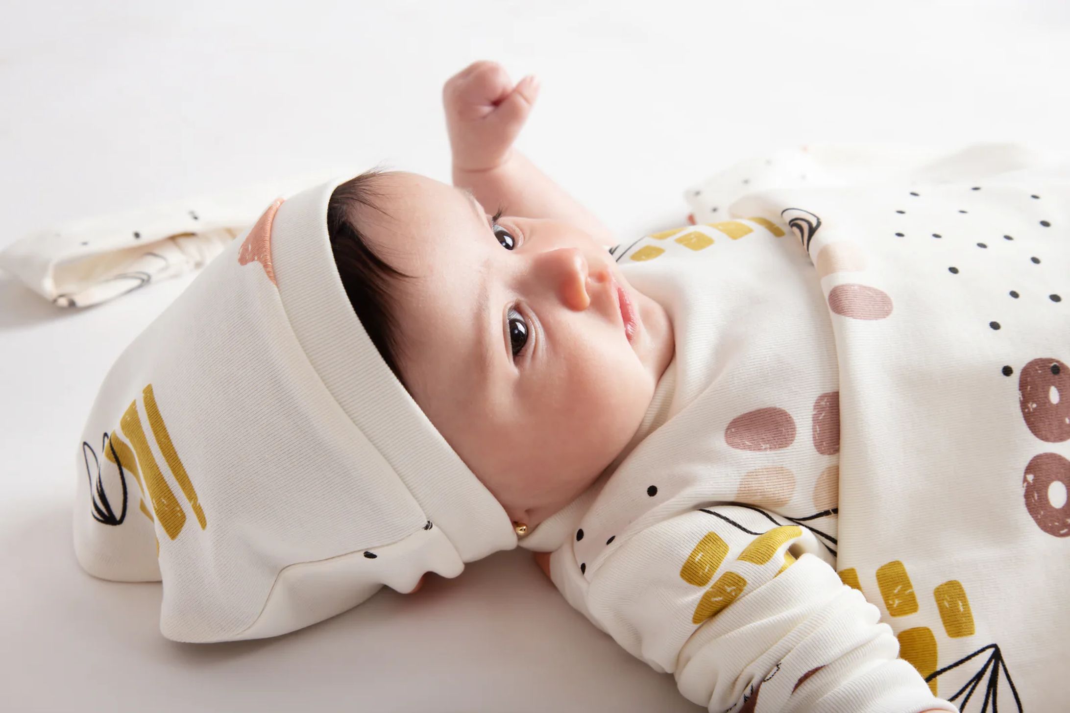 Cute Newborn with Hat Styles | Cadeau Baby Layette-1