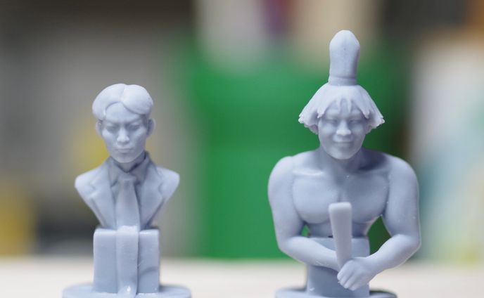 サラリーマンと陰陽師の胸像