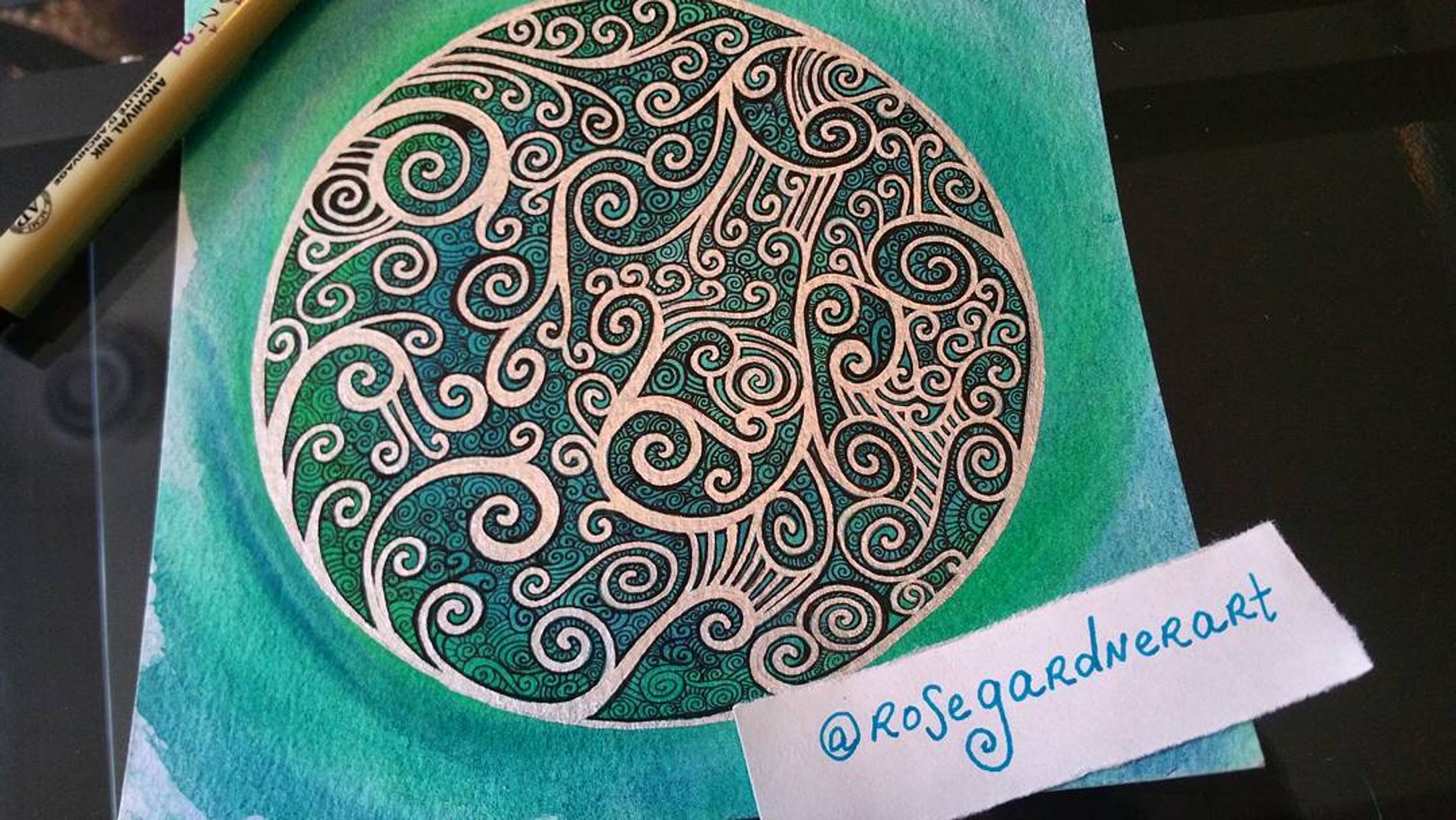 Finally filled in this one that I started last month. #rosegardnerart #rosegardner #spiral #spiralart-1
