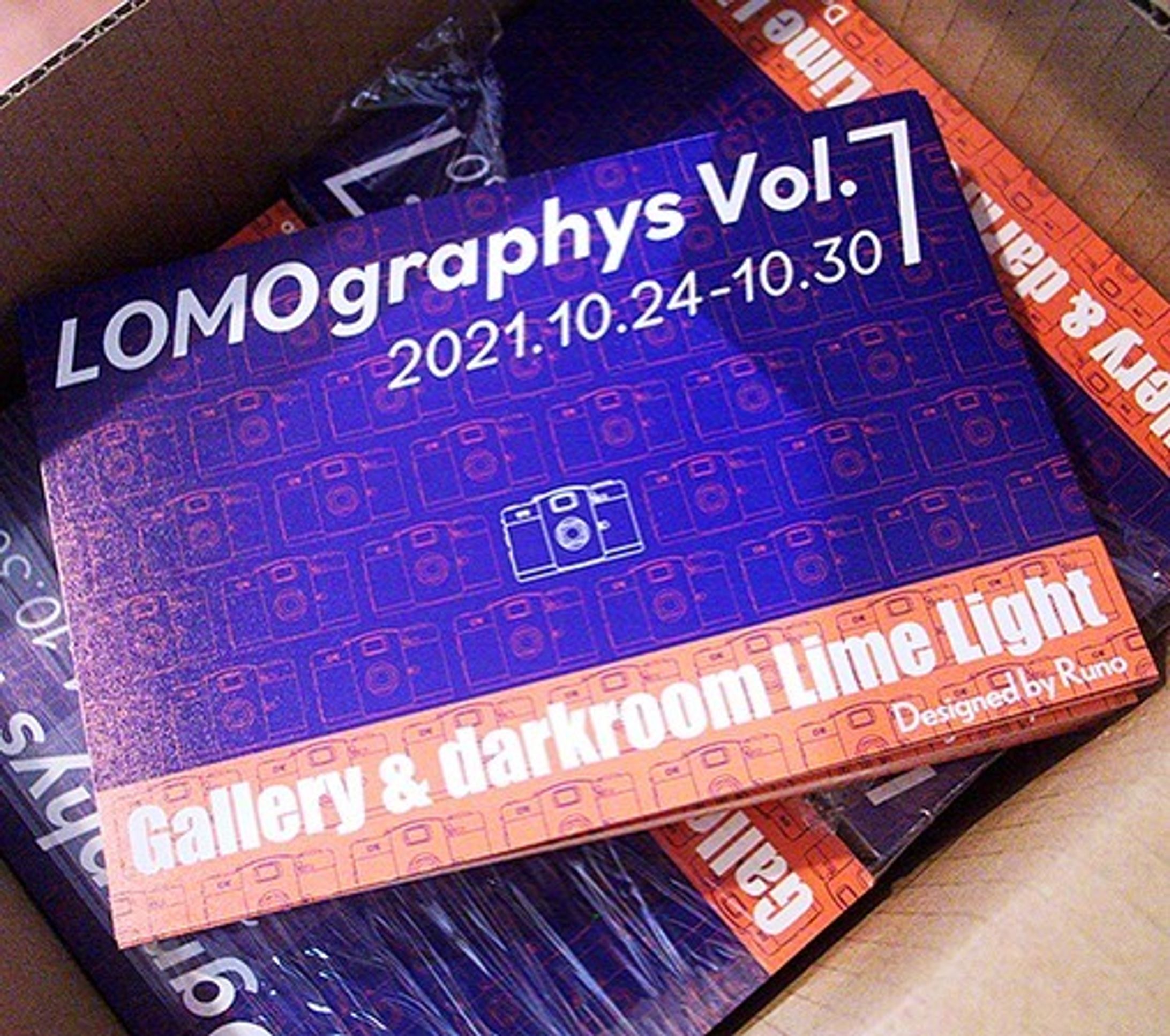 DMのデザインコンペに参加し選出されました。

コチラはLOMOというカメラを使って撮影した写真の展示会となっております。
場所は大阪の帝塚山にありますLimeLightさんというギャラリーで、
10/24~30(水曜日休廊)の日程で開催されます。

私はラストの30日に顔出しをさせて頂きます。

#graphicdesign 
#Illustrator 
#lomography 
#lomo-1