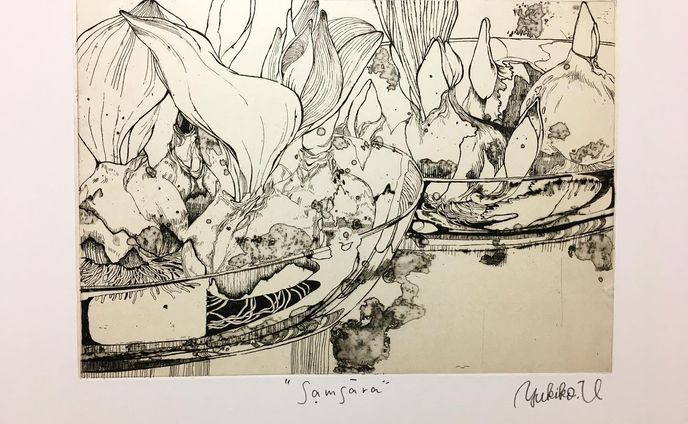 samsara
26㎝×36㎝
etching
aquatint

チューリップの水栽培の様子を描きました。シュガーアクアチントが楽しかった！

#雁皮刷り
#銅版画

エディション入れ忘れ（´-`）.｡oO
