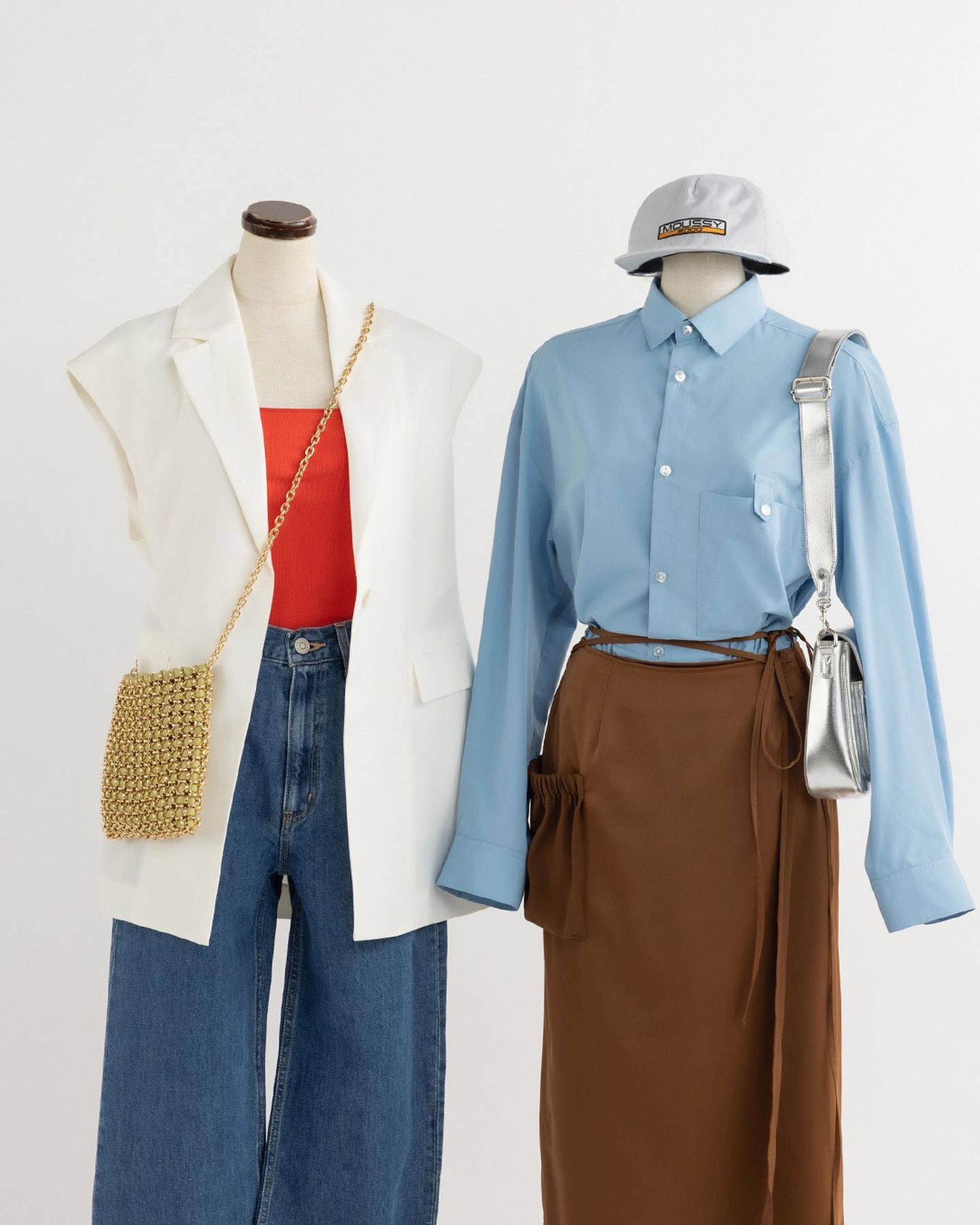 EARLY SUMMER LOOK.
━━━━━━━━━━━━━━━━
初夏に着たい、トレンドアイテムを使ったスタイリングのご紹介。

カラーアイテムを一つ取り入れることで一気に夏らしいスタイリングに。夏の大定番Tシャツからトレンドのシャツなど今の気分に合わせて選んでみて。

ぜひ夏に向けてのお買い物&コーデの参考にしてみて♡

気になるアイテムは画像をタップまたは
プロフィールのサイトURLをクリック✔
━━━━━━━━━━━━━━━━
#SHELTTERWEBSTORE #SWS
#MOUSSY #SLY #rienda #LAGUAGEM
#2023ss #summer2023 
#シャツコーデ #シャツ #ベスト #デニム #デニムコーデ #ワイドデニム #サテンスカート #キャップ #カラーコーデ #夏コーデ-1