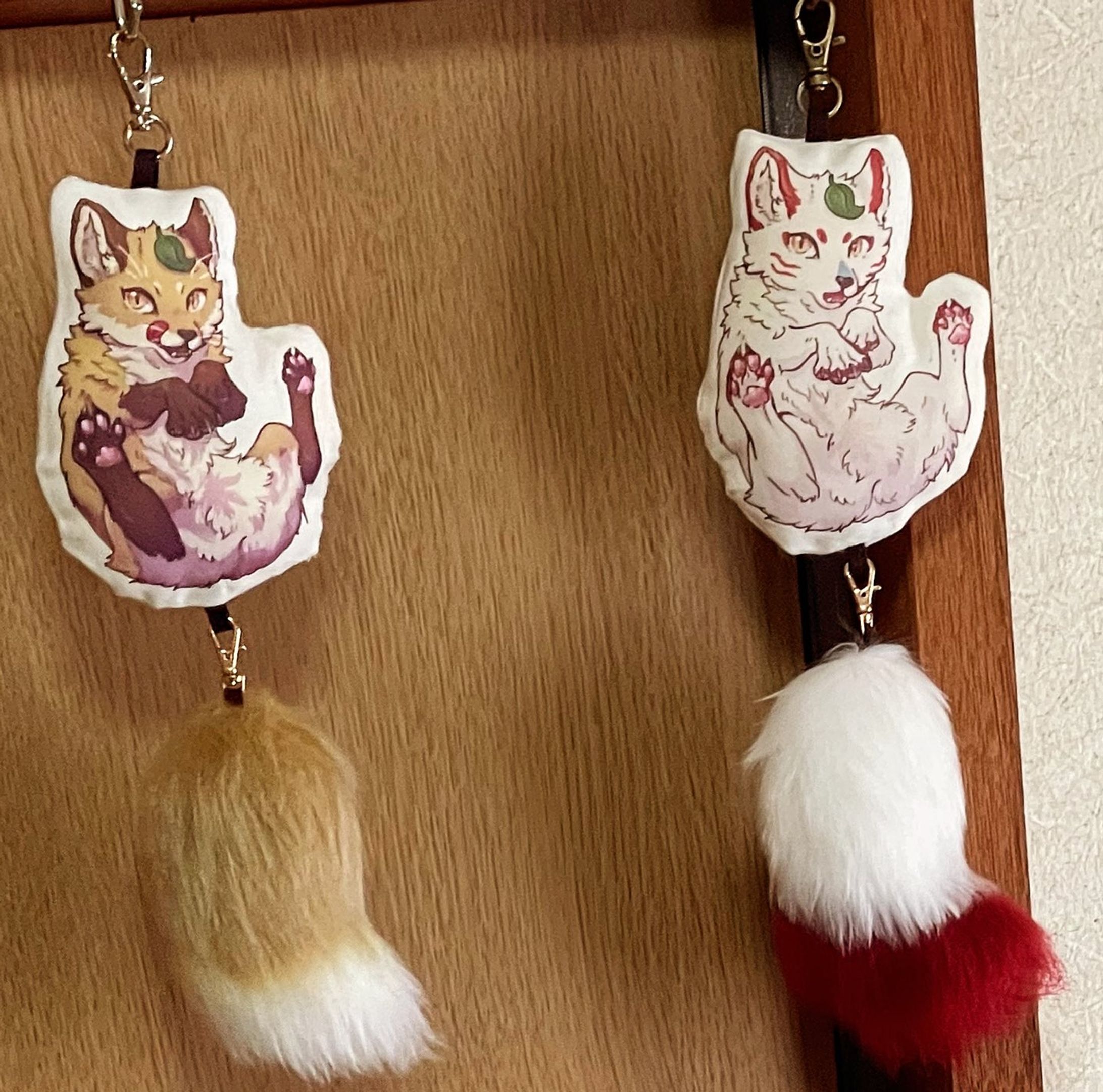 展示の様子や過去に製作したグッズ-1