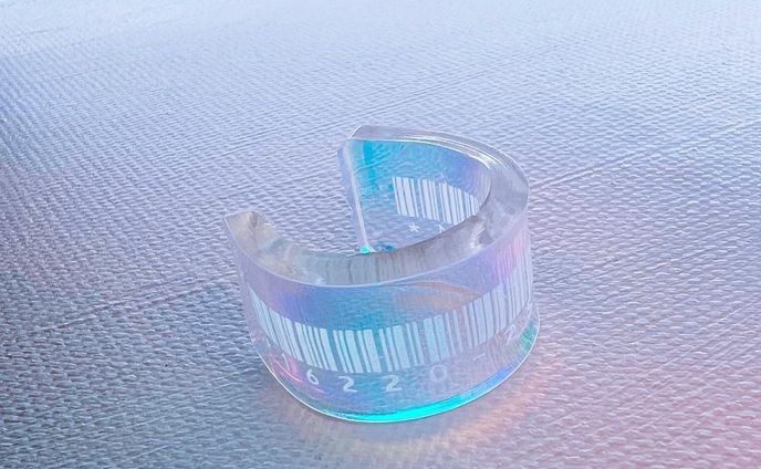 お待たせしました
バーコードリング販売開始しました
サイズはセミオーダーの形で受付しております

 #art #artwork #instaart #instaartwork  #clear  #myart #myartwork #vaporwaveart  #cyberart #vaporwave #futurism #futuristic #futuristicart #cyberpunk #creator #accessory #ring  #retrofuture #aurora #アート #透明  #アクセサリー #リング #指輪 #透明感 #天使界隈 #水色界隈 #寒色 #オーロラ