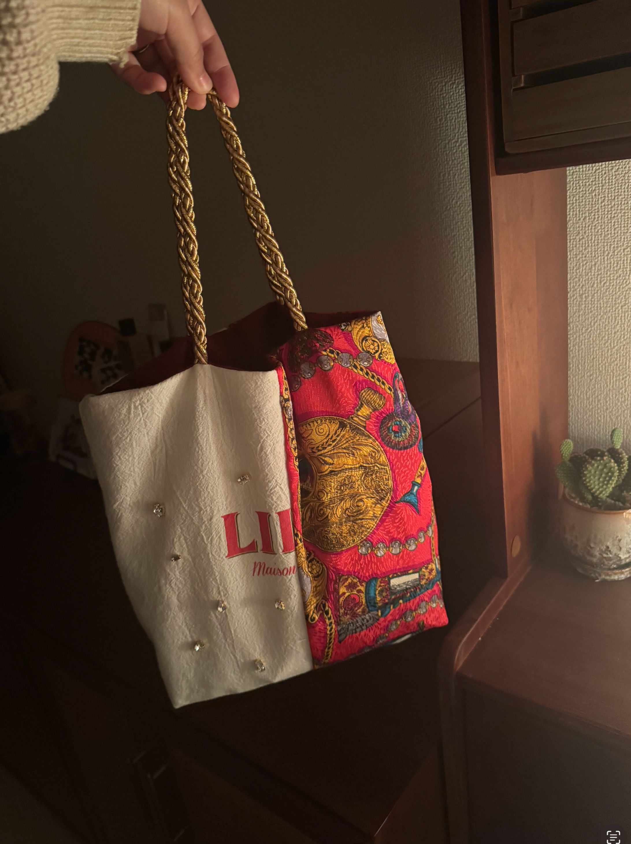 PRODUCT | 001 - VINTAGE HALF BAG-1