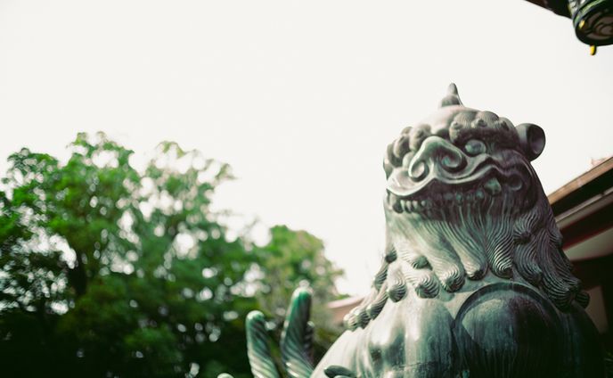 神社に住む獅子