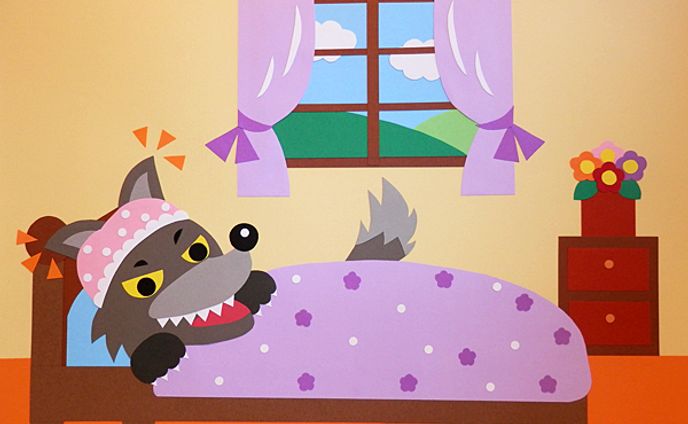 【お仕事】「赤ずきんちゃん」　紙芝居制作（色画用紙で作成）　　B3サイズ