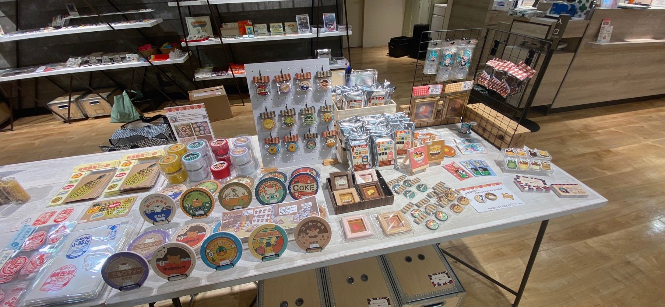 グッズ販売-1