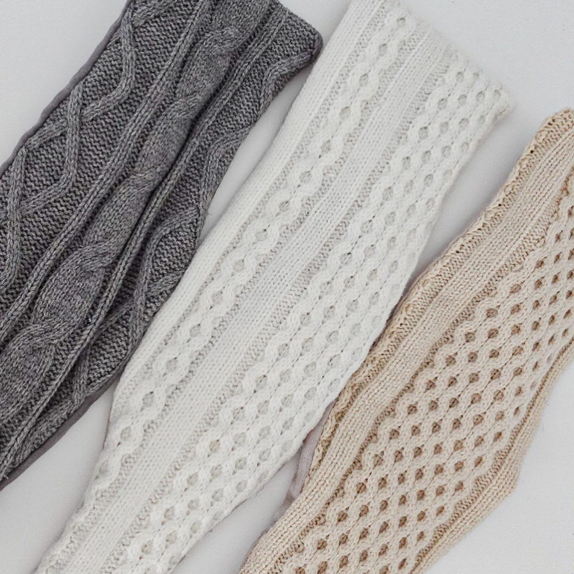 大人気再販です🛍
新色も仲間入り！
upcycledenim
✖︎alanknit series

12/18(sun)18:00〜

1本のデニムから2枚のカバーしか制作出来ないシリーズです☺️

#ターバン #ターバンアレンジ #身だしなみ #美髪 #retromood #vintagestyle #ヘアターバン #ターバン帽子 #ワイヤーターバン #湘南 #茅ヶ崎 #ヘアアクセサリー #qppa #キュッパ #着せ替えターバン #デニムターバン #アップサイクルファッション-1