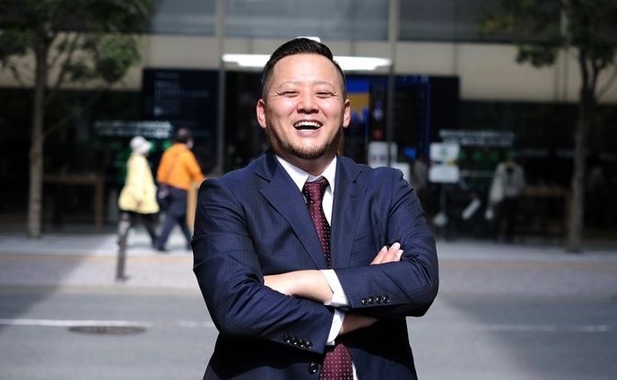 .
が好きただそれだけ🫶🏽
最高！！！！

会社用のHPプロフィール写真
SNS用のプロフィール写真を
撮ってほしいとの事で
ご依頼いただきました。

僕が思っている
3倍は喜んでくれて
びっくり☺️

これでお客様から見た印象が
更に良くなって
お取引が増えると僕も嬉しい。
￣￣￣￣￣￣￣￣￣￣￣￣￣￣￣￣￣
#xe4 
#fujifilmx_jp
#fujifilm_street
#life_with_xseries
#fujilovers
#fujifilm_jp 

#fujilove
#fujilovegear 
#fujilovers 
#fujixpassion 
#fujixlovers
#fuk_camculb 
#fuk_cameraclub 

#富士フィルム
#福岡写真部 
#福岡写真好きな人と繋がりたい 
#富士フィルムxe4 
#富士フィルムのカメラ好きな人と繋がりたい

￣￣￣￣￣￣￣￣￣￣￣￣￣￣￣￣￣