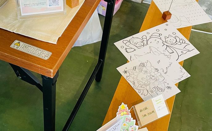 アート・プロジェクト「テノヒラ」さんのイベントに参加させていただきました！

ぬり絵を楽しんでくださってとても嬉しかったです❣️
どんな色にしようか、色鉛筆を選びながら集中して塗る姿や、創意工夫してものづくりをする姿を見て、とても刺激を受けました！

また、縛りがほとんど無い物を完成させる過程を見て、今後の活動に活かすべき課題も見つかりました。

とても楽しい2日間でした😊
参加してくださった皆さま、ありがとうございました！

 #アートスペース傘  #ぬり絵  #塗り絵 #色鉛筆  #ワークショップ  #アート