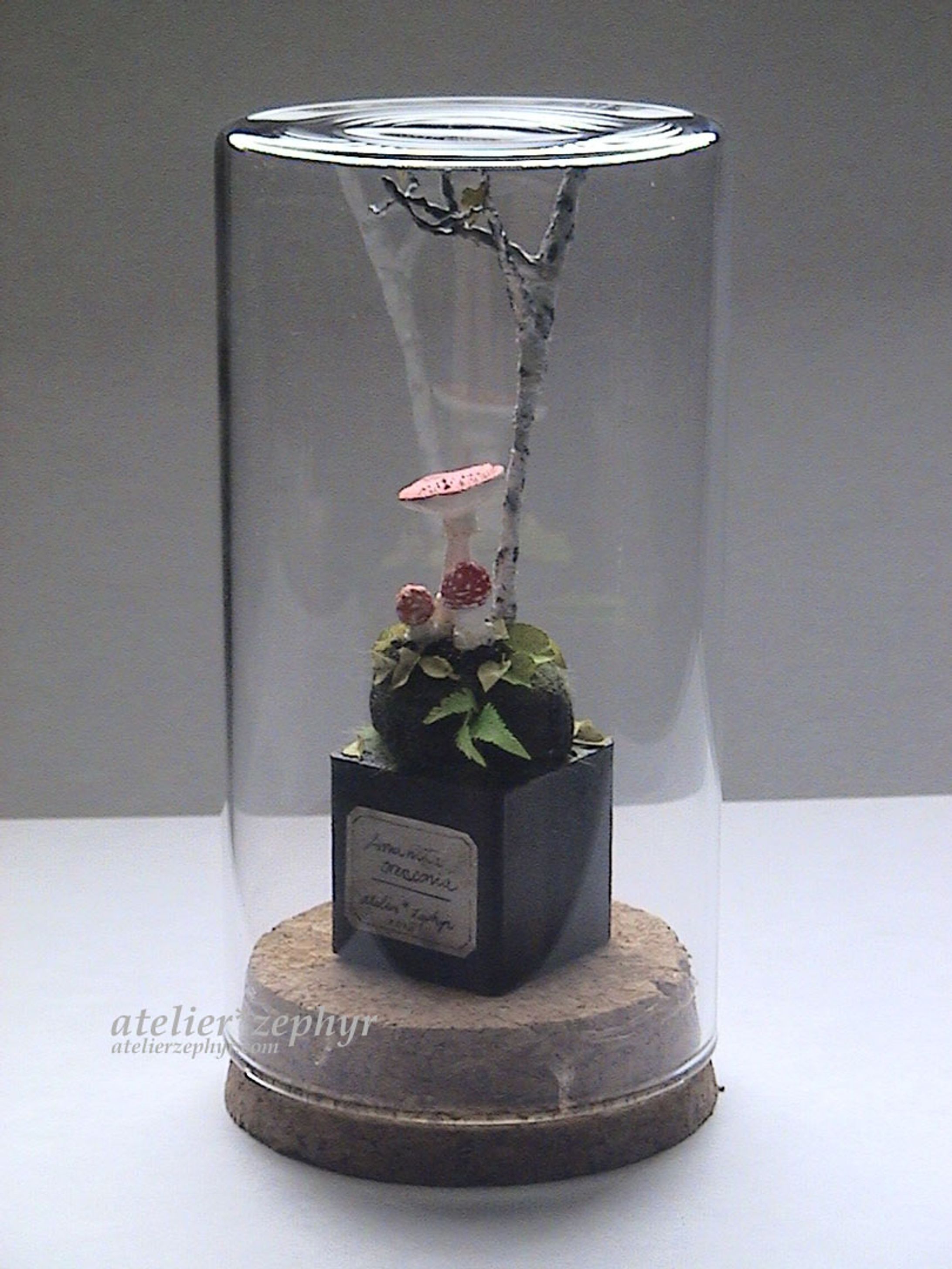 ガラスボトル・ガラスドーム立体作品-1