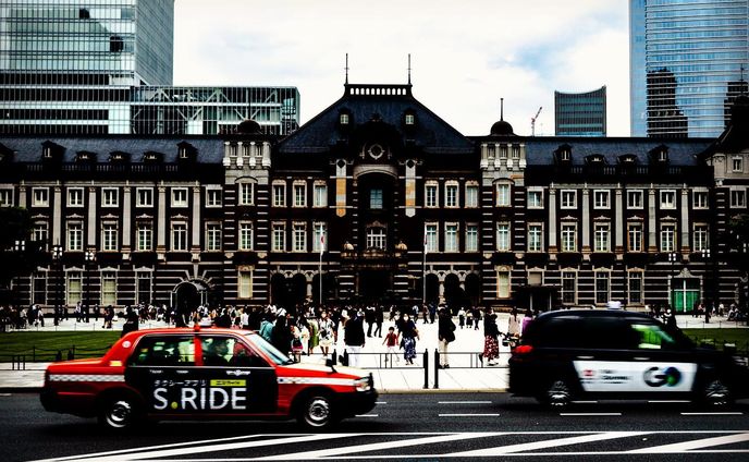 東京駅
Tokyo station 
-----------------------------------------
location:Tokyo
-----------------------------------------
camera:Nikon D3200📸

#photography 
#japan 
#japancity 
#snapshot
#snap 
#photo 
#photographer 
#photoshoot 
#street
#streetphotography 
#street_photography 
#tokyo 
#tokyostation 
#station 
#lightroom 
#lightroomedit 
#nikon 
#nikond3200 
#写真
#写真好きな人と繋がりたい 
#東京
#東京さんぽ 
#東京駅舎 
#駅舎 
#東京駅
#ビルズ 
#タクシー 
#最近のマイブーム 
#ファインダー越しの世界
