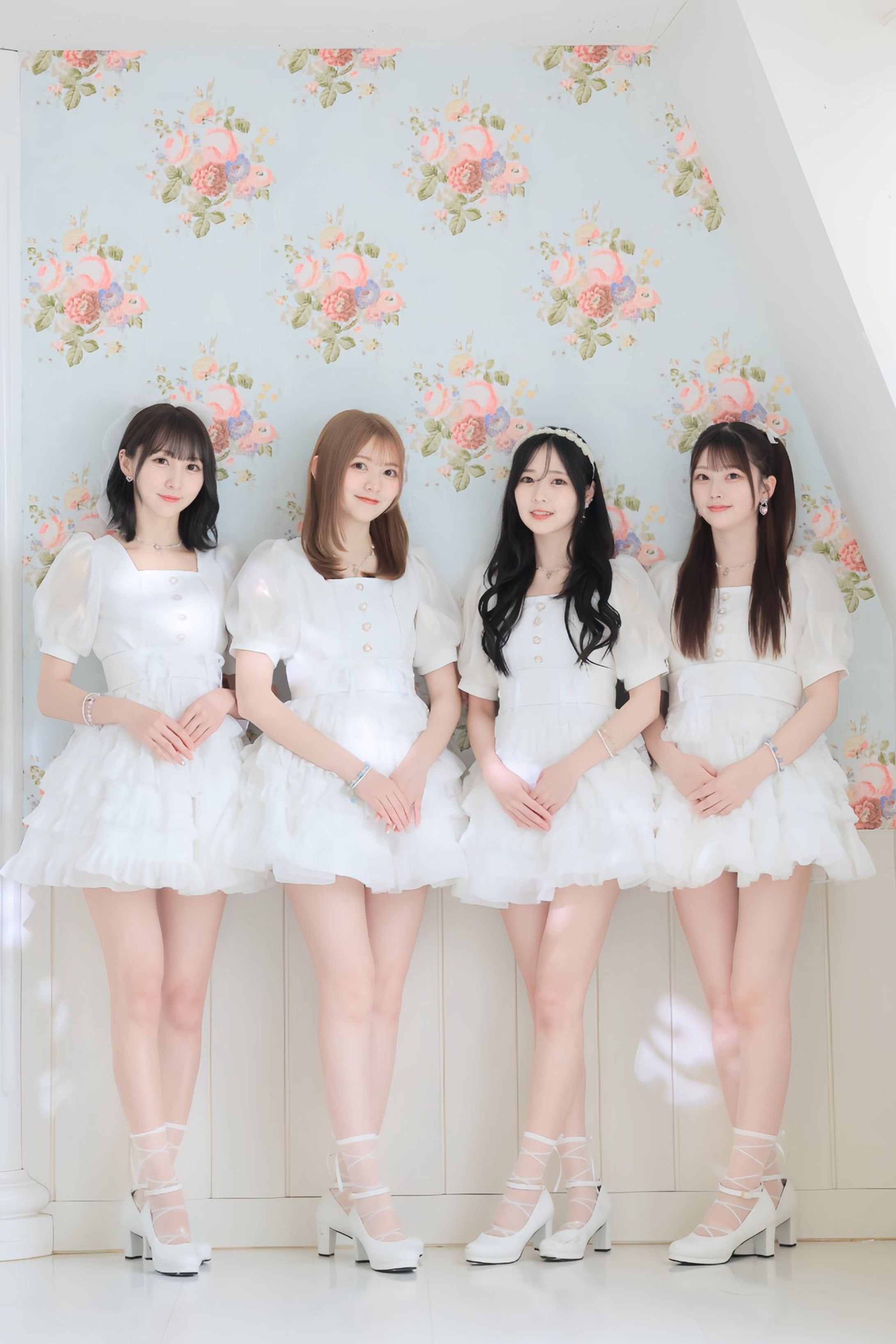 Ange☆Reve2024年新体制衣装-1