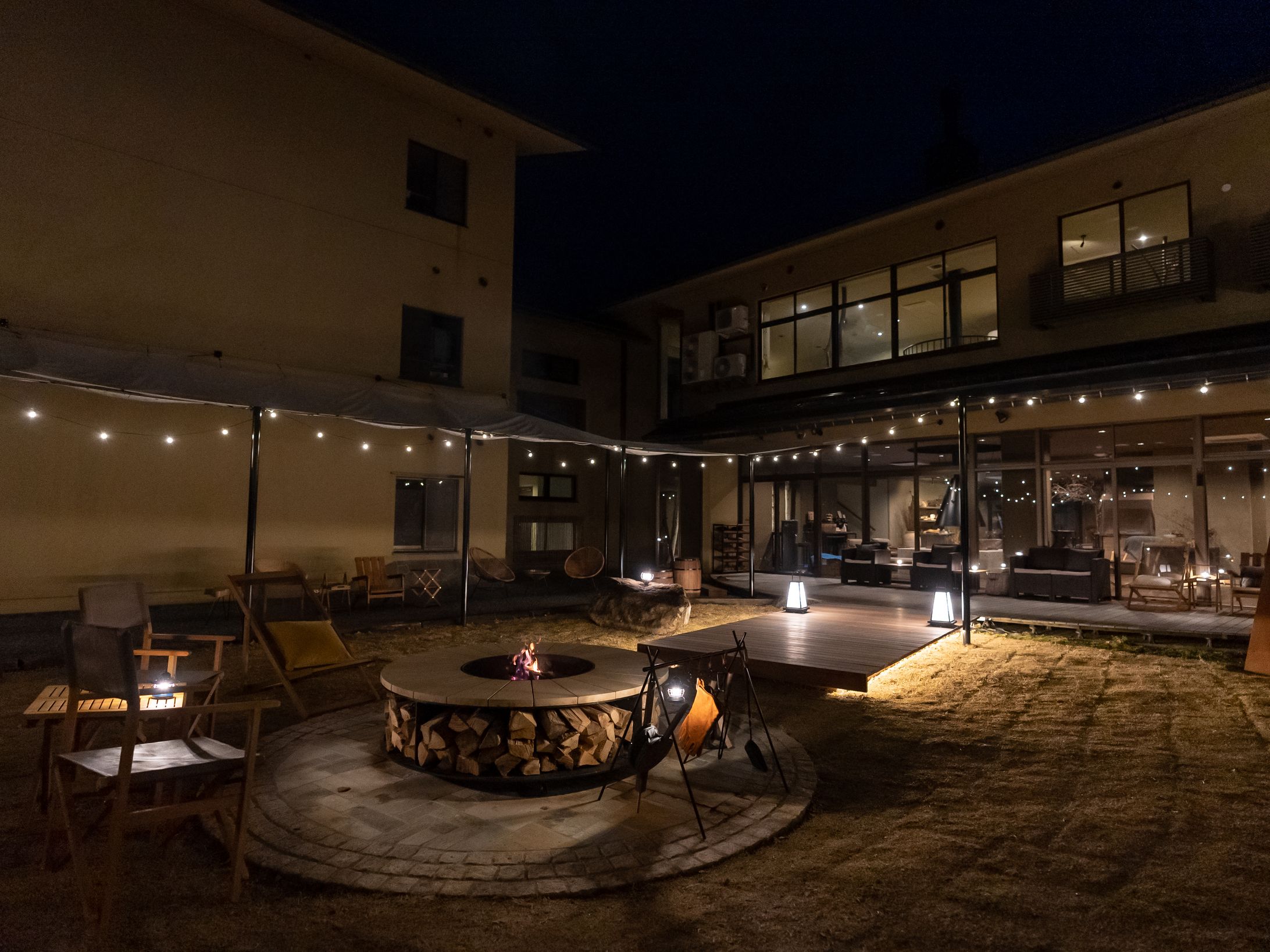 2022年11月 庭園夜景【おやど森の音】-1