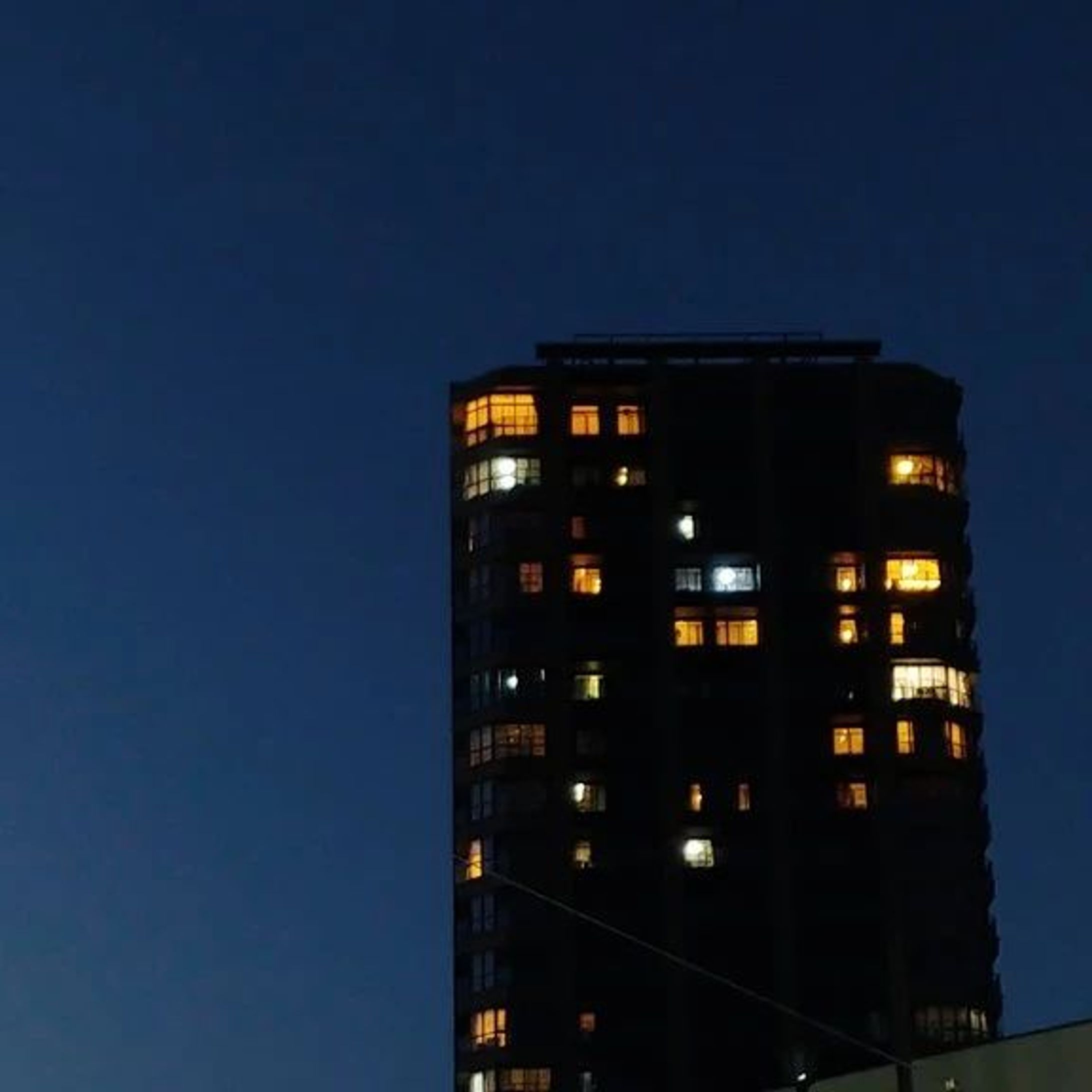 ビル-1