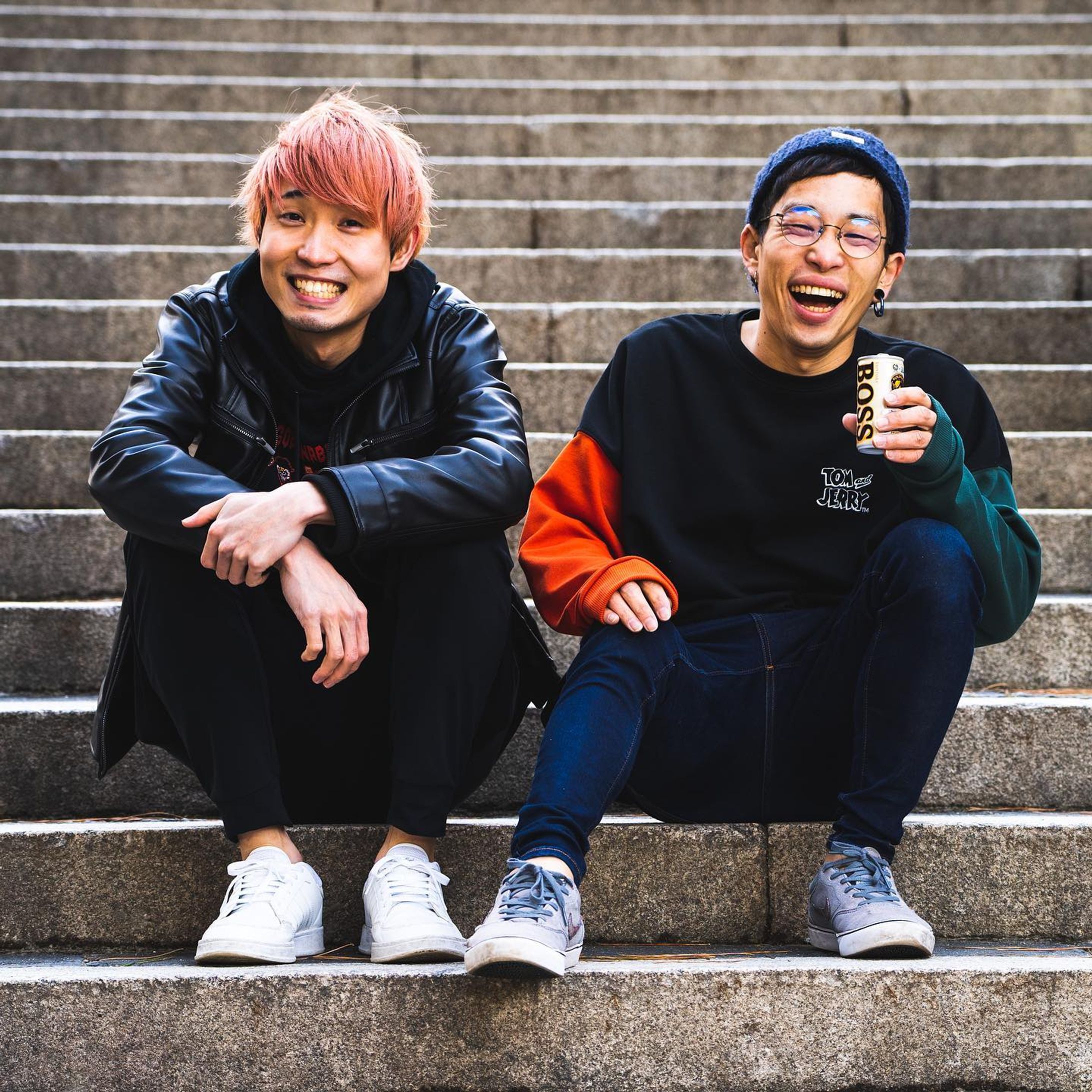 【ちょっと宣伝】
高校時代からの親友とラジオ配信やってます📻

番組名は【俺らジ！！】

今年初収録を行って来ました！
これは、その時に撮った一枚。

下記リンクから聴けるので良ければ、
ご意見、ご感想お待ちしてます🥺

楽しいコンテンツを配信出来るよう今年も頑張って行きますので、是非よろしくお願いします🤲

もしくは【俺らジ】で検索！！

anchor / Spotify / その他
https://anchor.fm/u4ffau3089u30b8

ApplePodcast
https://podcasts.apple.com/jp/podcast/%E4%BF%BA%E3%82%89%E3%82%B8/id1644641734

#俺らジ
#podcast 
#ポッドキャスト 
#ポッドキャスト好きな人と繋がりたい 
#ポッドキャスト好きと繋がりたい-1