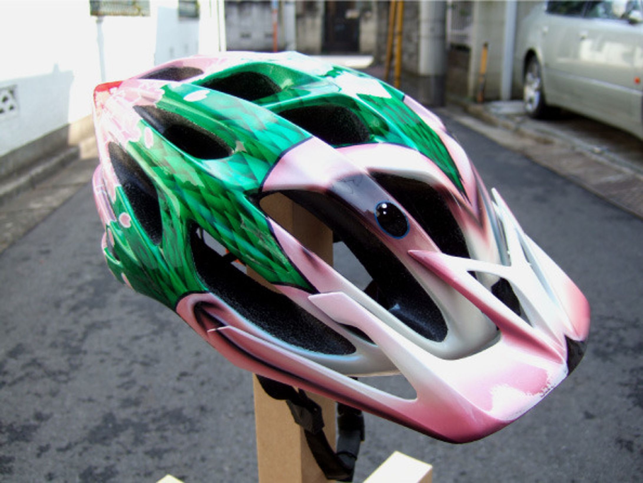 custom paint minako-1