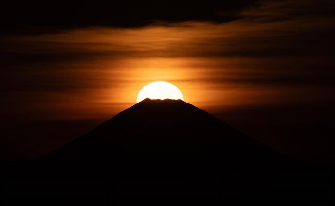 『夕日×富士山』

レタッチなしで、この迫力は最高。

次はダイヤモンドに輝かして撮りたい。

#japan #南房総 #千葉 #chiba #写真 #旅行 #千葉観光 #らぶちば12に応募 #銚子つりきんめ #naturephotography #nature #夕日 #sunset #富士山 #mtfuji 

#南房総好きな人と繋がりたい 
#カメラ好きな人と繋がりたい 

#travelblogger #traveljapan #thisisliving 

#alpha7riii