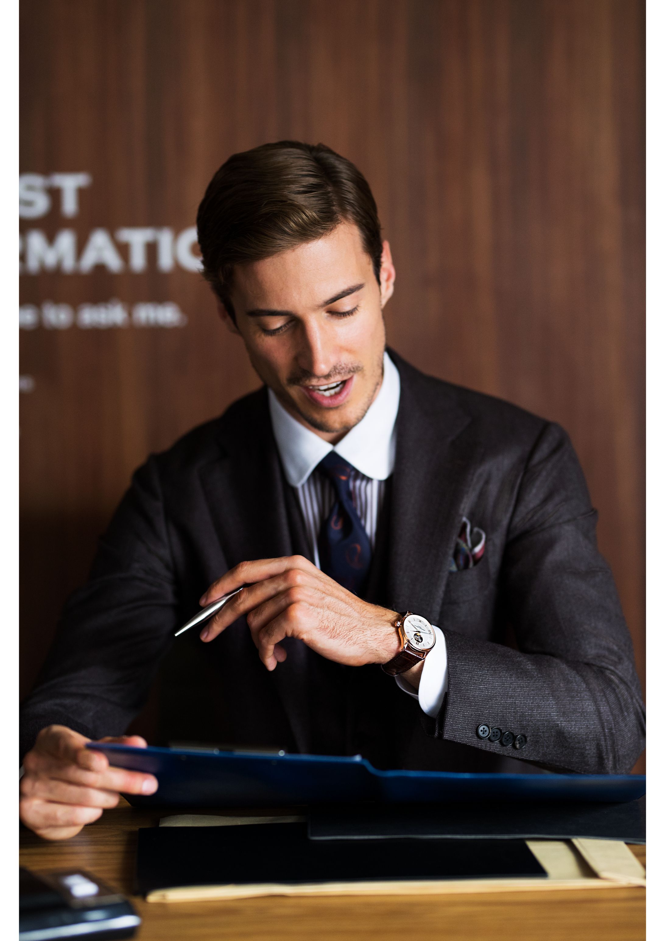  FREDERIQUE COSTANT STYLE BOOK-1