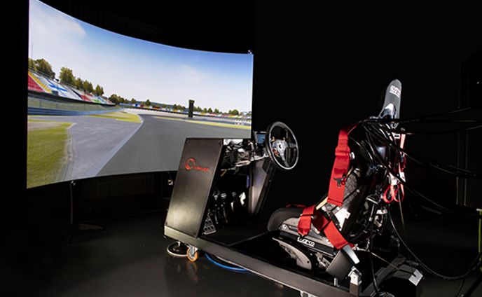世界のドライビングシミュレータ産業調査、シェア、サイズレポート、成長、需要、トップメーカー - 2025-2037年予測