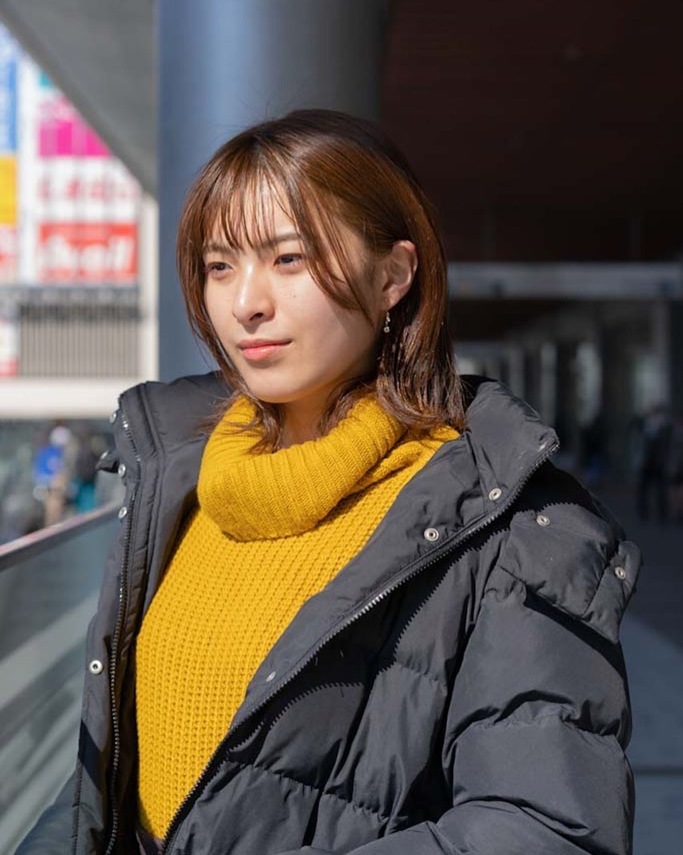 モデル:Naomi
博多駅

平日の博多駅
博多口の二階から一枚

レンズ: Sonnar T* FE 55mm F1.8 ZA
ISO:320
F値:4
シャッタースピード:1/1250

#カメラ
#α7Ⅲ
#SONY
#福岡
#博多駅
#ポートレート
#福岡ポートレート
#撮影
#モデル撮影
#モデル募集
#作品撮り
#写真好きな人と繋がりたい-1
