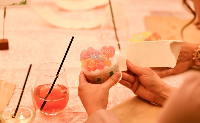 結婚式場にてパーティー