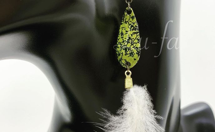 無し、アクセサリー