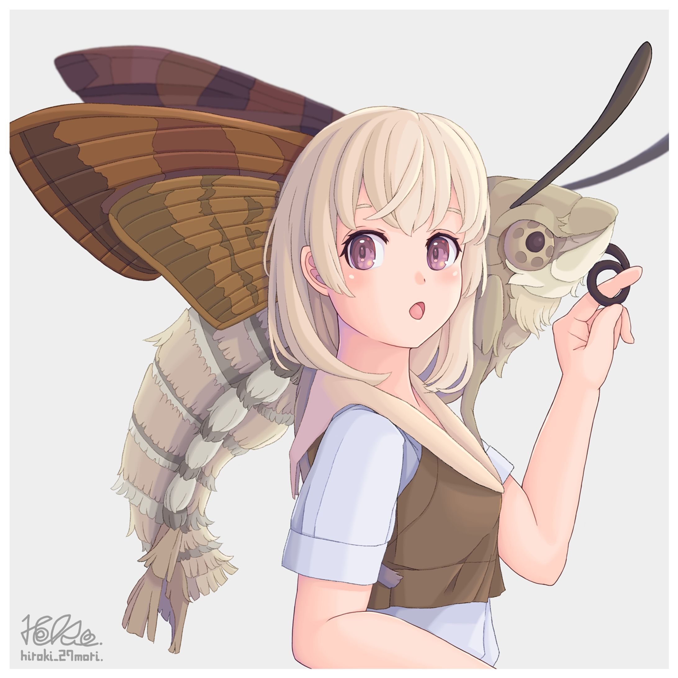 白ホウジャクと戯れる。-1