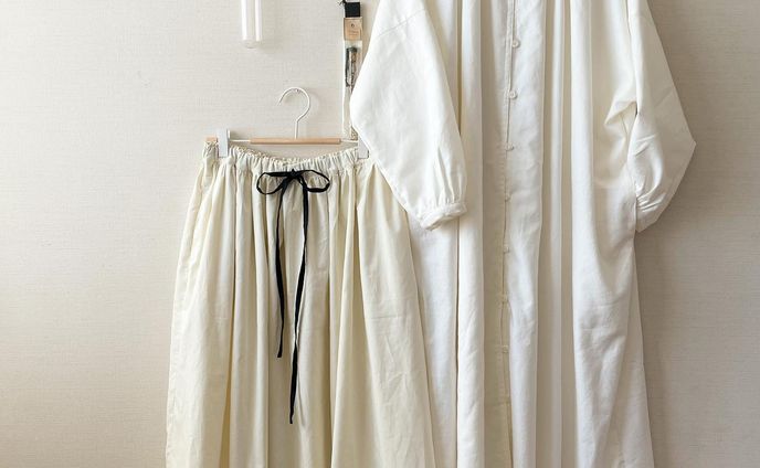 裏起毛コットンビエラ
重みがありとても暖かいです。
定番の
ドルマンワンピース
ドルマンシャツを作ってみました。
スカートはオフホワイトの
コーデュロイ素材になります。
明後日、12／11に出店します！

---------------------------
SOCIAL  TOWER MARKET 2022
@socialtower.jp 
<みんなでX’mas>
会場　栄オアシス21緑の大地(地上階)
住所　名古屋市東区東桜1-11-1
開催日　12/10(土)  11日(日)
atelier Cl’e は　11日のみ出店
ブース38番
11：00〜16:00
入場料無料

名古屋栄のオアシス21地上にて
1日のみ出店させていただきます。

クリスマスにぴったりな
アクセサリーや
暖かいお洋服などをご用意して
お待ちしています♪

#クリスマスイベント 
#クリスマス
#オアシス21 
#オアシス21イベント 
#ソーシャルタワーマーケット 
#洋服 
#クリスマスプレゼント
#プレゼント
#クラフトイベント
#アクセサリー
#accessory
#Xmas