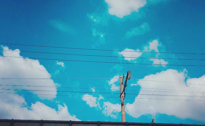 #sky#空#景色#phot #photooftheday #photography #青空#冬空 
KH3の新OP曲新ショートトレーラーが来まして、みんなしんでおります。3まで待つ期間の期待値を遥かに既に上回るトレーラーの数々が来て消滅します。(語彙力を奪うそれ)
