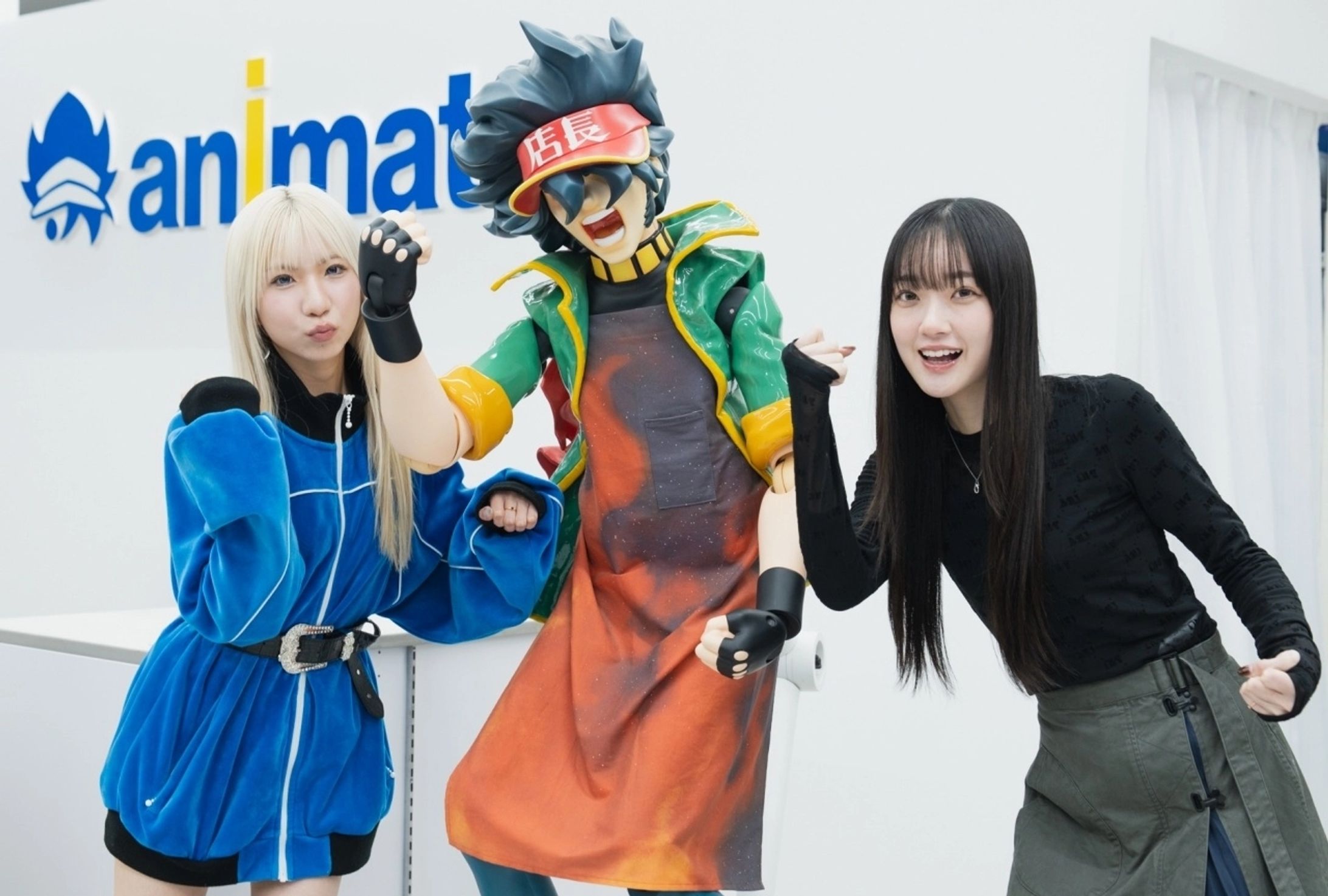 アニメも音楽も、「好き」に向き合い続ける——Little Glee MonsterのMAYUさん＆結海さん初めてふたりでお買い物！【店舗貸切！お小遣いアニメイト】-1