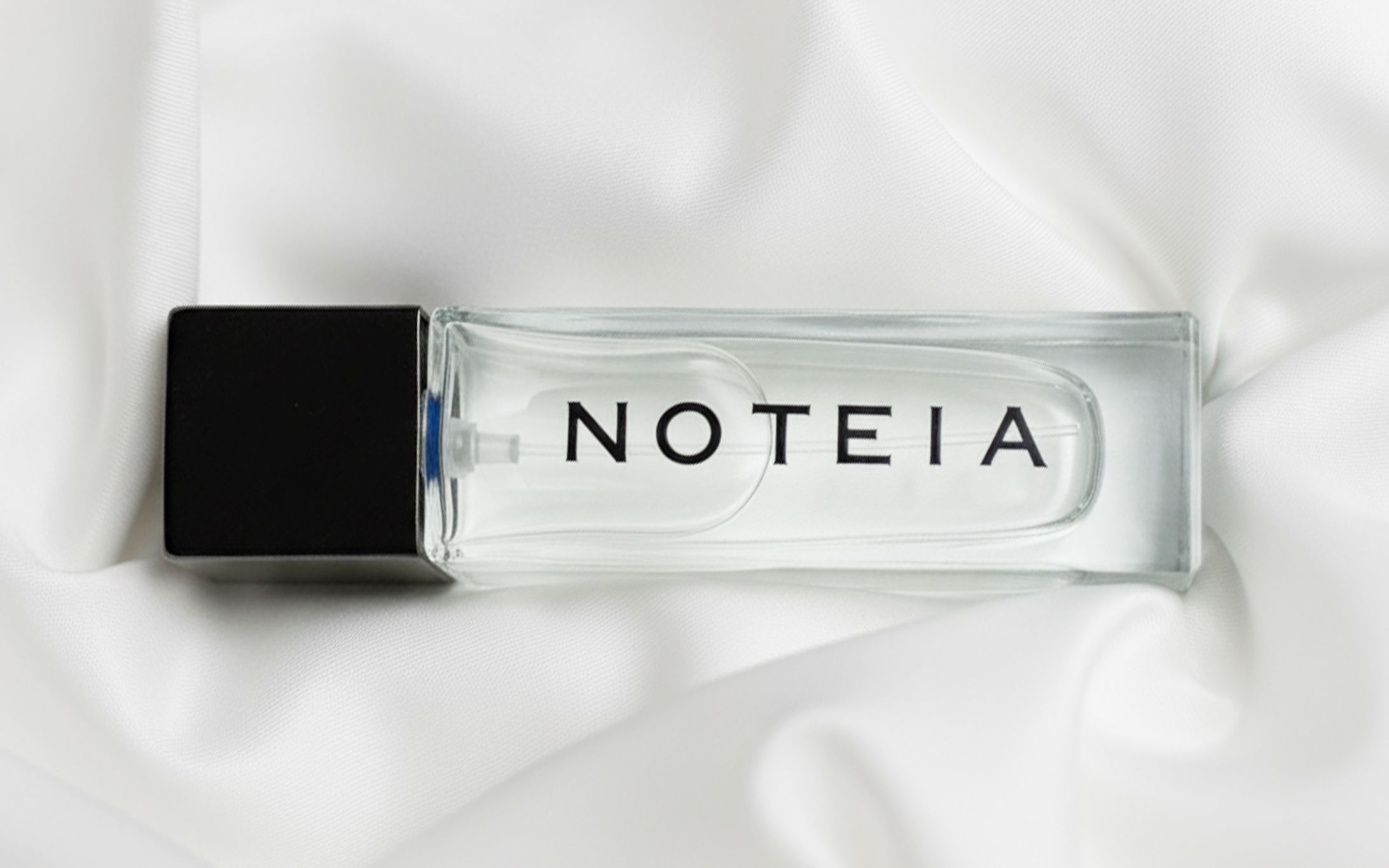 ロゴ｜「選ぶ香り」から「創る香り」へ｜香水サブスク事業のロゴ制作-1