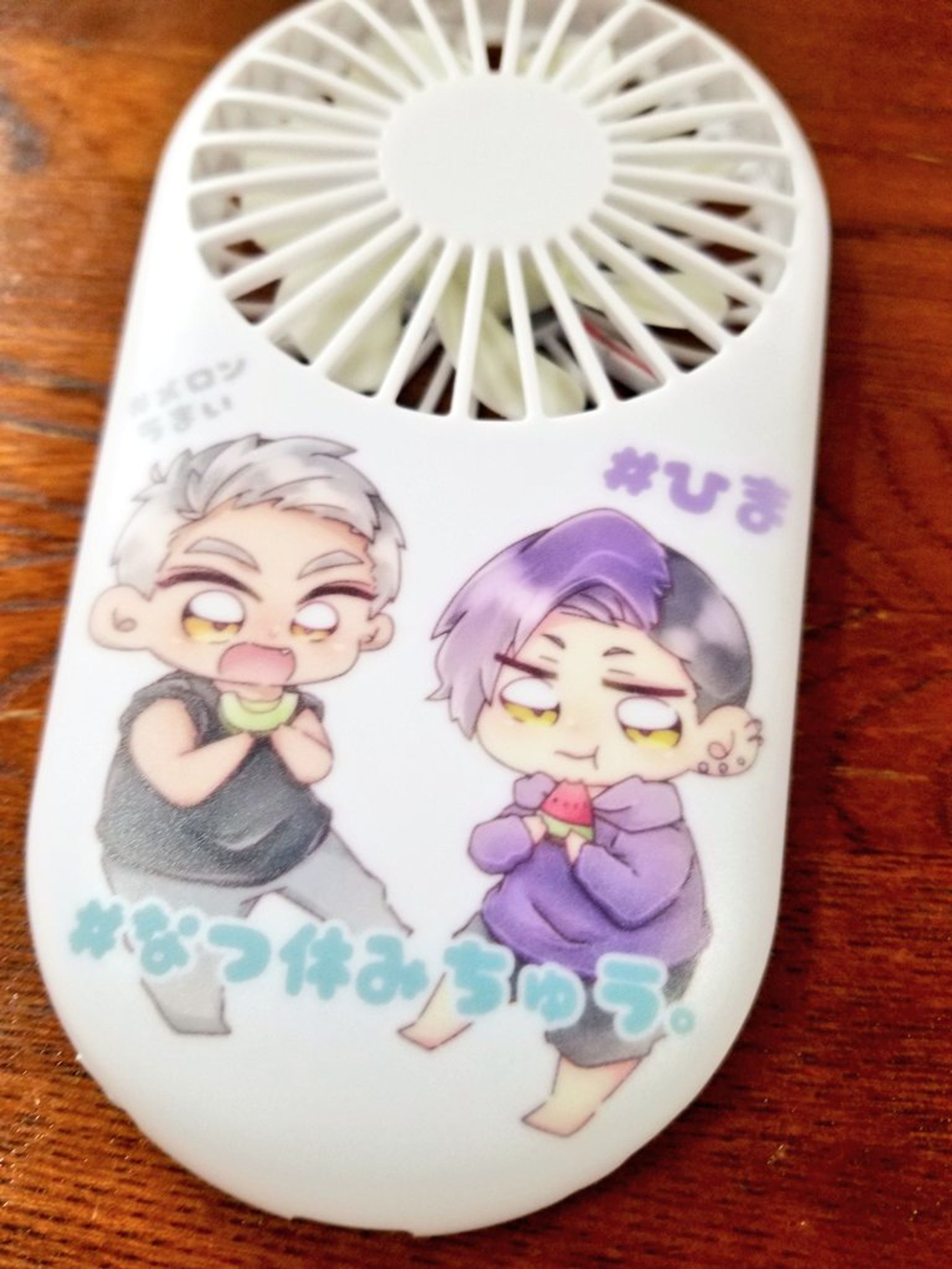 ハンディファン(ミニ扇風機)-1