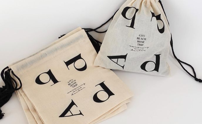 QPPAの持ち運びに！

オリジナル巾着販売スタート！

CITY
BEACH
HOME
TRIP

どこでもQPPA🦋🤍

#オリジナル巾着 #オリジナル #生成り #ミニマルライフ #ミニマル