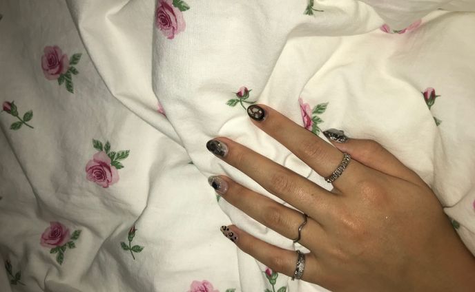 nail
