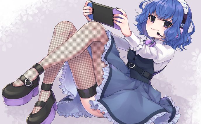 メイド、プロゲーマー