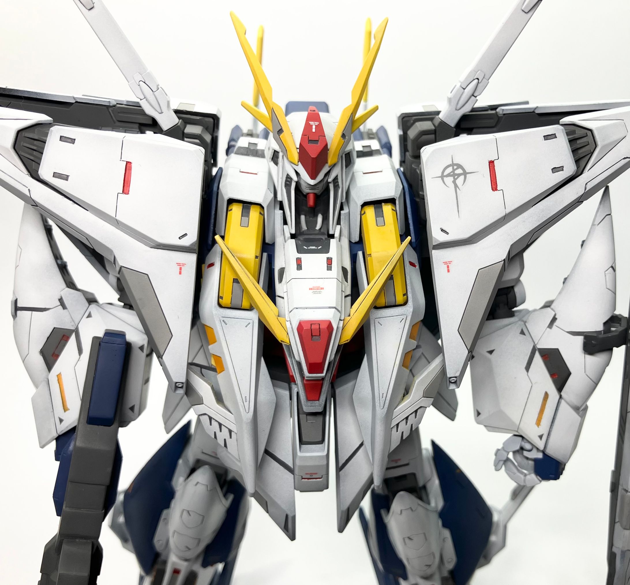 1/144HGクスィーガンダム-1