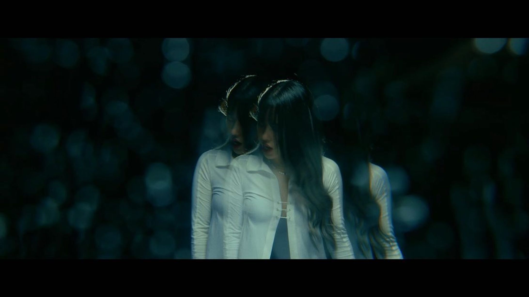 What u Want?/HITOMIN

@hito__omin 

MVを監督しました。

Director,DoP,Edit | Keita Uchino
Prop Stylist | Masaki Hayashi
Lighting | Shion Tanaka (TRIBLUE).Guy Onozaki (TRIBLUE)
Gaffer | Hiroto Shimizu(TRIBLUE)
Assistant Director | 8co
Transporter | tsubasa,Sisochan

@mhjr.1996
@yuttarishown 
@guy_onozaki 
@_hiro0331 
@88888888co 
@_sisochan 
@_tsubasa_cmr_ 

是非YouTubeからご視聴ください。

https://youtu.be/mLjxiW6likk-1