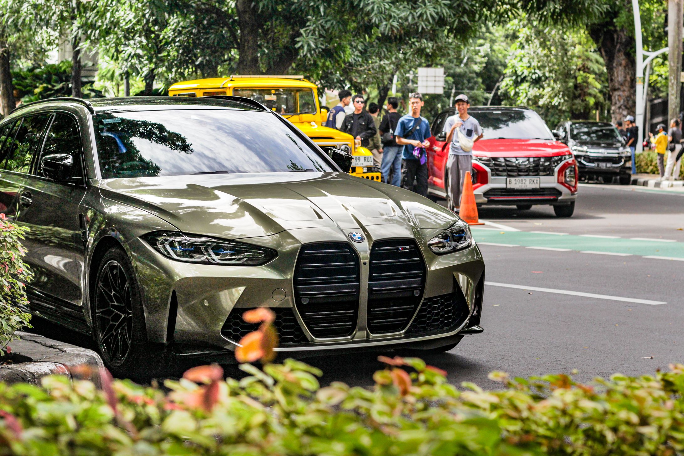 BMW M3 Competition Touring-1