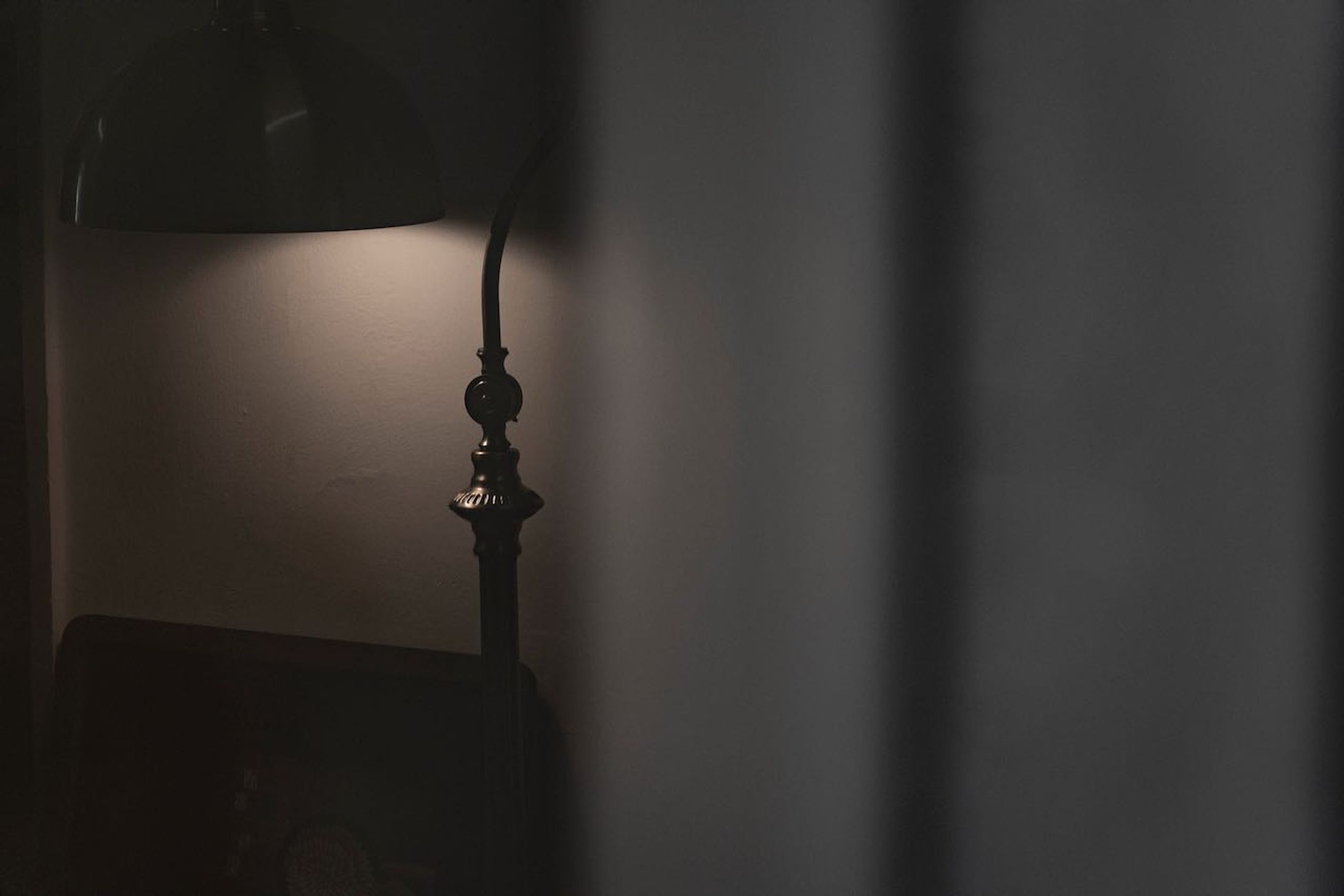 Website 更新のお知らせ　Notice of website update.

皆様こんにちは。
Websiteを更新しましたので
よろしければ是非ご覧ください。

Hello everyone.
Website has been updated.
Please take a look.

https://hiroshi-yamaoka.com

撮影地は、神戸市の古いビルです。
神戸ならではのレトロな雰囲気が魅力的でした。
そこには一期一会の風景との出会いがありました。

The shooting location is an old building in Kobe city.
The retro atmosphere unique to Kobe was attractive.
There was an encounter with the once-in-a-lifetime scenery.

#현대미술 
#abstractexpression
 #contemporaryart
 #artgeneve
 #写真好きな人と繋がりたい 
#現代アート
 #現代アート好きな人と繋がりたい
 #아트전시회
 #아티스트
 #photography
 #photooftheday
 #사진스타그램 
#contemporaryphotography
 #tokyoart
 #tokyoartist
 #abstractexpression
 #사진작가
 #contemparyart
 #artgeneve
 #現代芸術 
#사진스타그램
#bnw_greatshots
#bnw_lumeilio
#capturabnw
#fineartphotography 
#igersjp
#instagramjapan
#lensbabyambassador
#masters_in_bnw-1