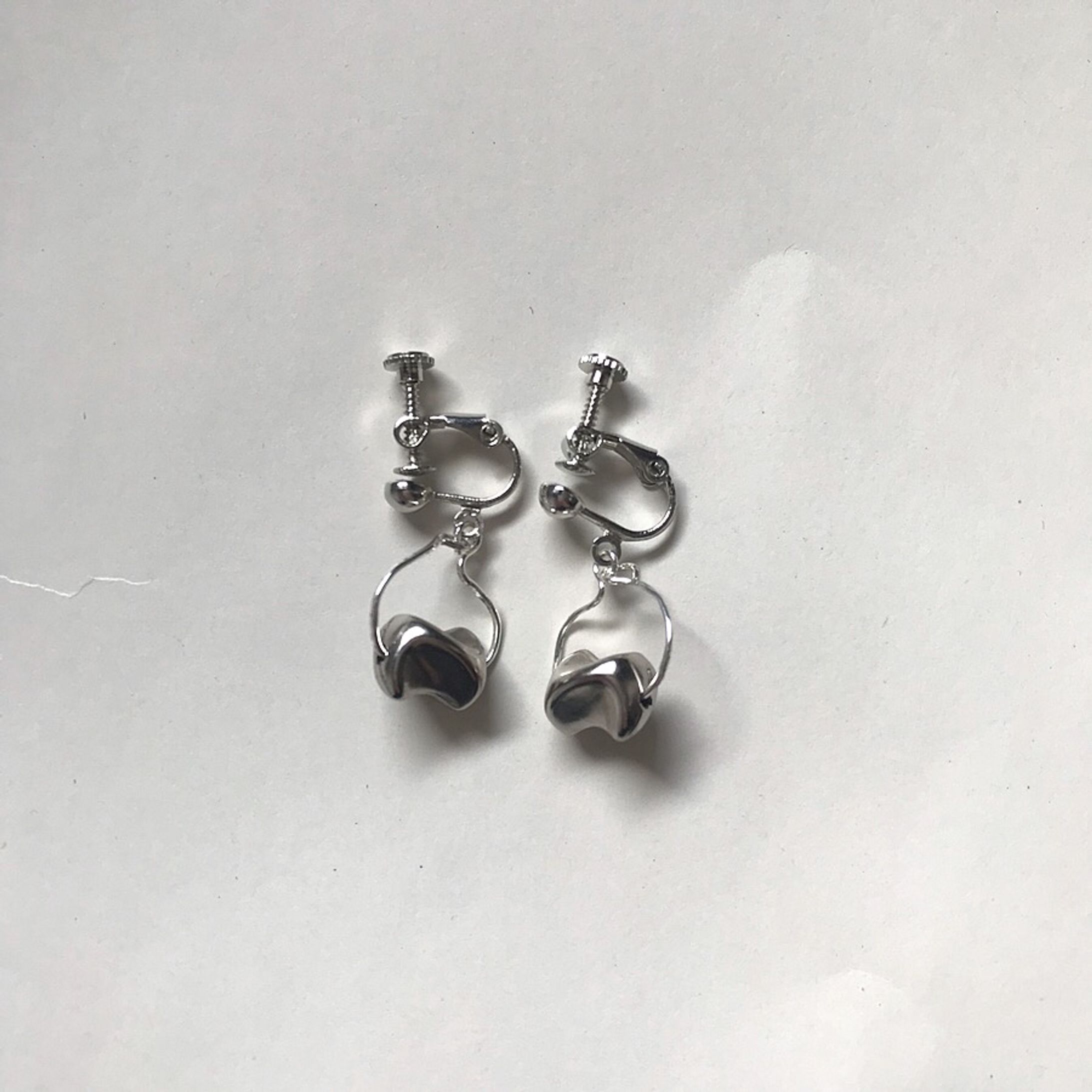 silver earring-1