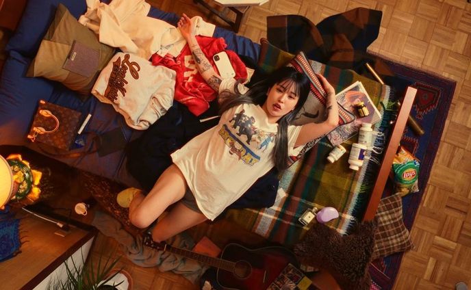Lost/HITOMIN
@hito__omin 

MVを監督しました。

Director,DoP,Edit : Keita Uchino
Gaffer: Shion Tanaka (TRIBLUE).Hiroto Shimizu(TRIBLUE)
Cam Assistant: tsubasa

是非YouTubeからご視聴ください。

https://youtu.be/rVAicuckcTY